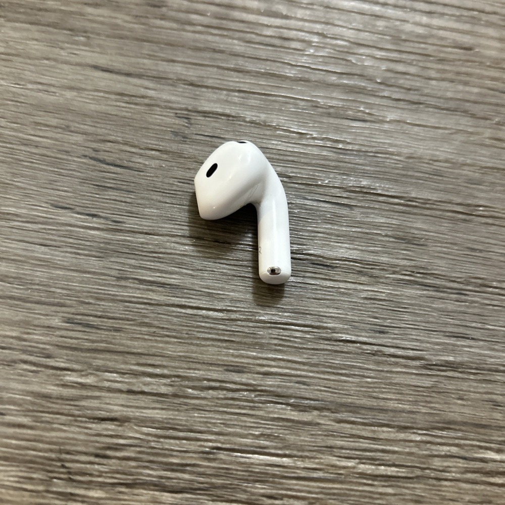 Apple AirPods 4 ANC Active Noise Cancelation Replacement Right Side Only - A3055